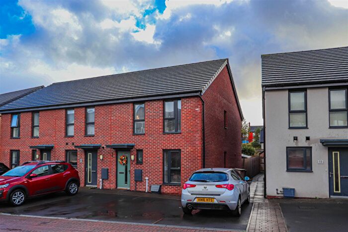 3 Bedroom Semi Detached House For Sale In Rhodfa Cambo, Barry, CF62