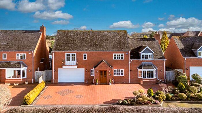 5 Bedroom Detached House For Sale In Drayton Grove, Drayton, DY9