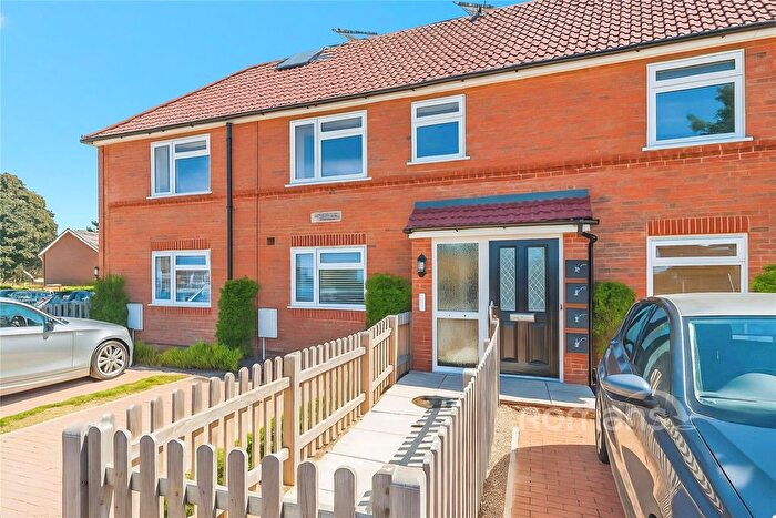 1 Bedroom Flat For Sale In Reid Avenue, Maidenhead, Berkshire, SL6