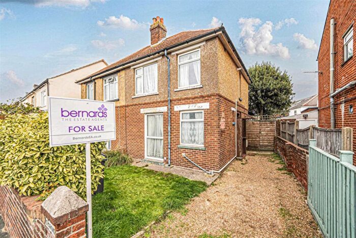 3 Bedroom Semi-Detached House For Sale In St. Thomas's Road, Hardway, Gosport, PO12