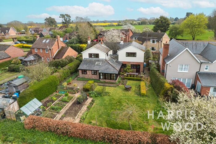 4 Bedroom Detached House For Sale In Woodlands Road, Ipswich, IP7