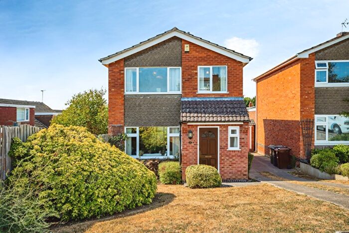 3 Bedroom Detached House For Sale In Belvoir Drive, Loughborough, Leicestershire, LE11