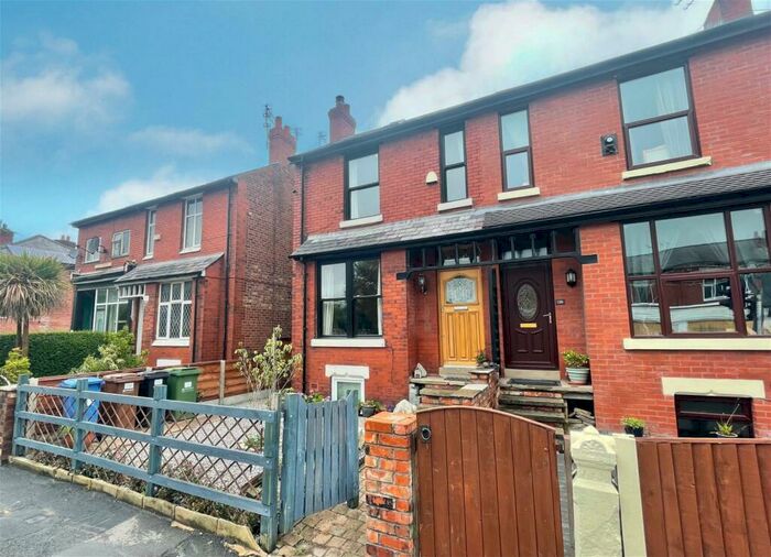 Houses for sale & to rent in SK3 9RW, Cheadle Old Road, Edgeley And