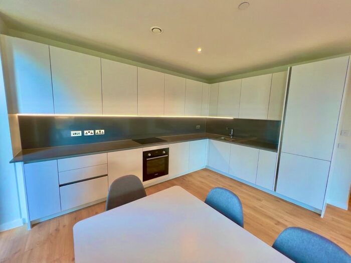 3 Bedroom Flat To Rent In The Stile, Aspin Lane, Manchester, M4