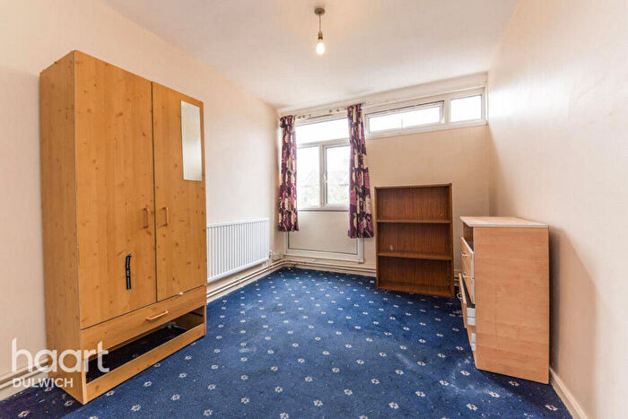 3 Bedroom Apartment To Rent In Lympstone Gardens, London, SE15