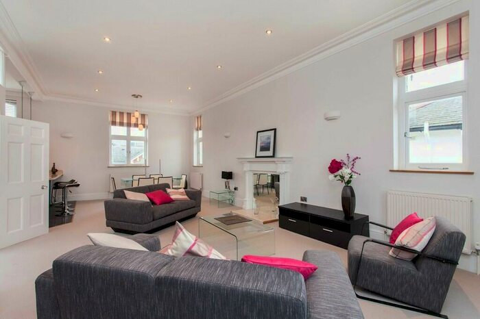 2 Bedroom Apartment To Rent In Fernshaw Road, SW10