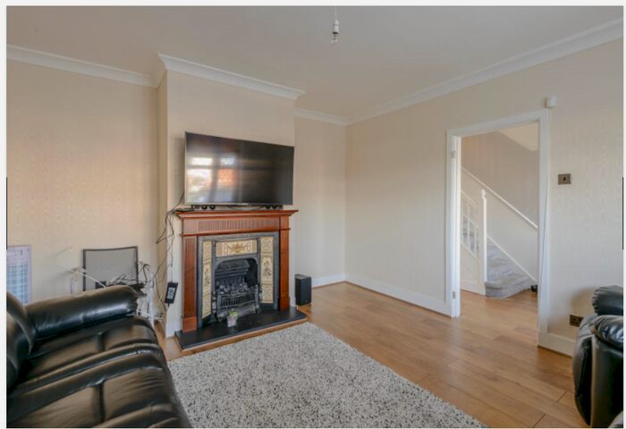 4 Bedroom Terraced House To Rent In New Road, London, E4