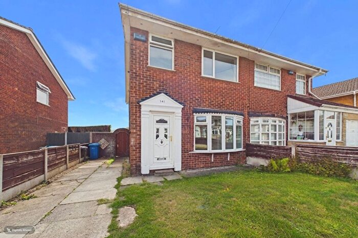 3 Bedroom Semi Detached House To Rent In Winchester Avenue, Great Sankey, WA5