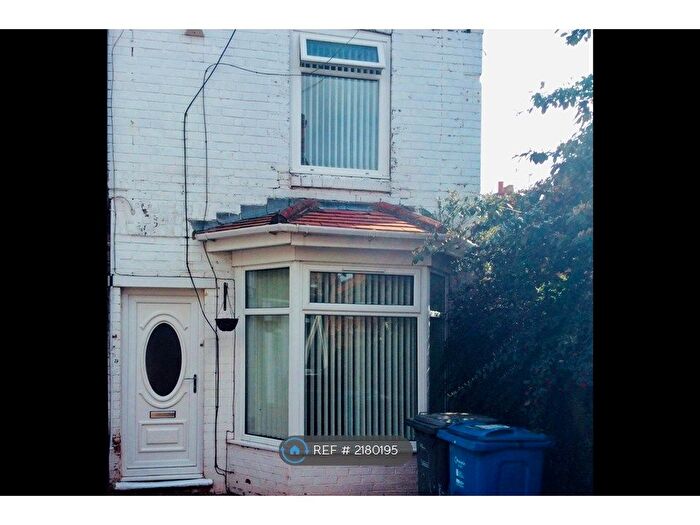 2 Bedroom Terraced House To Rent In Ash Grove, Hull, HU5