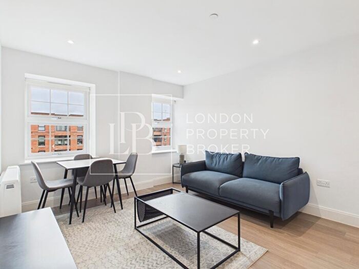 2 Bedroom Apartment To Rent In The Factory, Horlicks Quarter, SL1