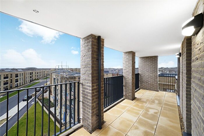 2 Bedroom Flat To Rent In Osprey Drive, Trumpington, Cambridge, Cambridgeshire, CB2
