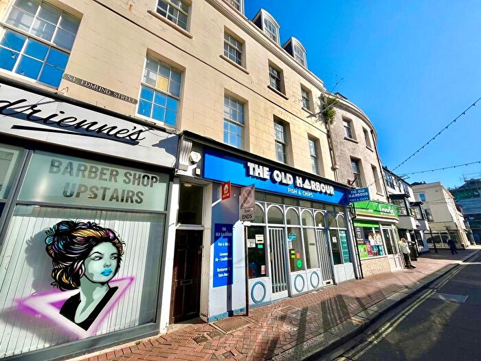 1 Bedroom Flat To Rent In St. Edmund Street, Weymouth, DT4