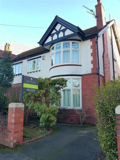 4 Bedroom Semi-Detached House To Rent In Greenbank Road, Stockton Heath, Warrington, WA4