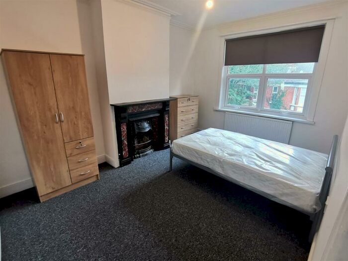 5 Bedroom Terraced House To Rent In Riley Road, Brighton, BN2