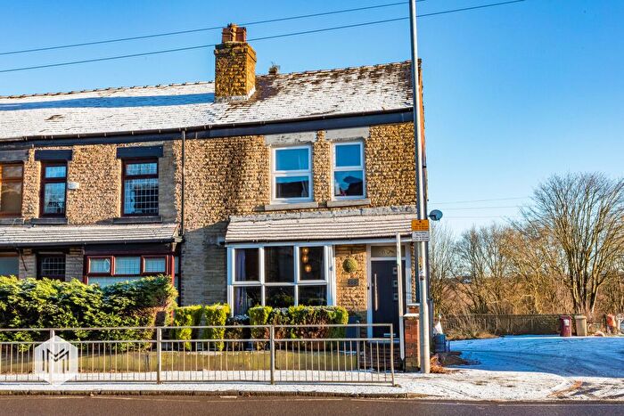 3 Bedroom End Terrace House For Sale In Tonge Moor Road, Tonge Moor, Bolton, BL2