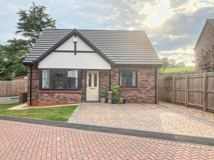 2 Bedroom Detached Bungalow For Sale In Curlew Close, Armathwaite, Carlisle, CA4