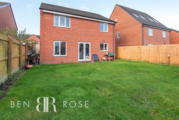 4 Bedroom Detached House For Sale In Terrier Grove, Leyland, PR25