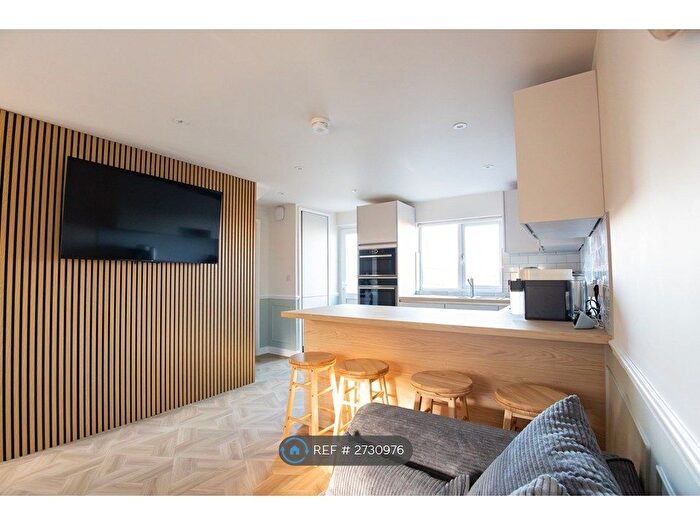 5 Bedroom Terraced House To Rent In Sheridan Road, Bath, BA2