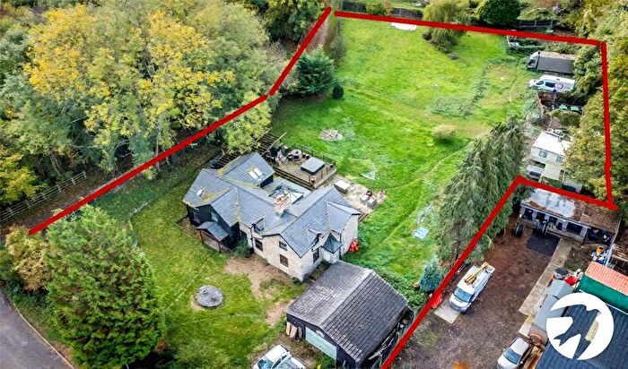 5 Bedroom Detached House For Sale In Maidstone Road, Rochester, Kent, ME1