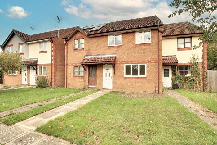 3 Bedroom Terraced House For Sale In Williams Way, Manea, PE15