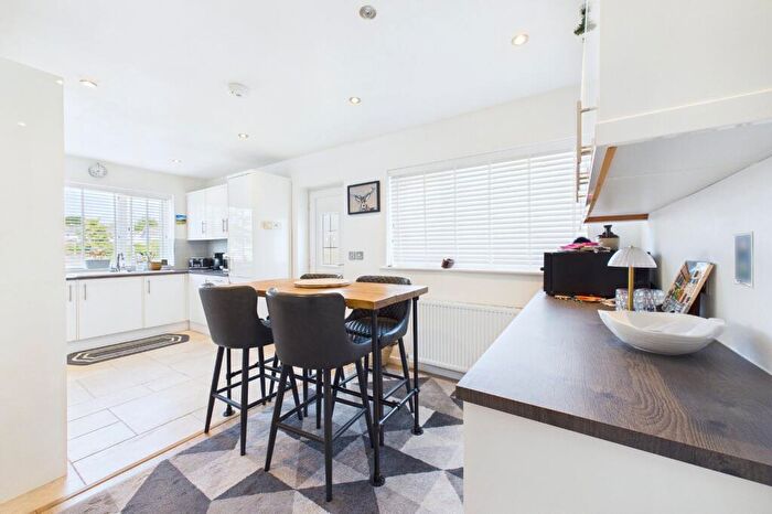3 Bedroom Bungalow For Sale In Okeford Road, Broadstone, Dorset, BH18 - Photo 3