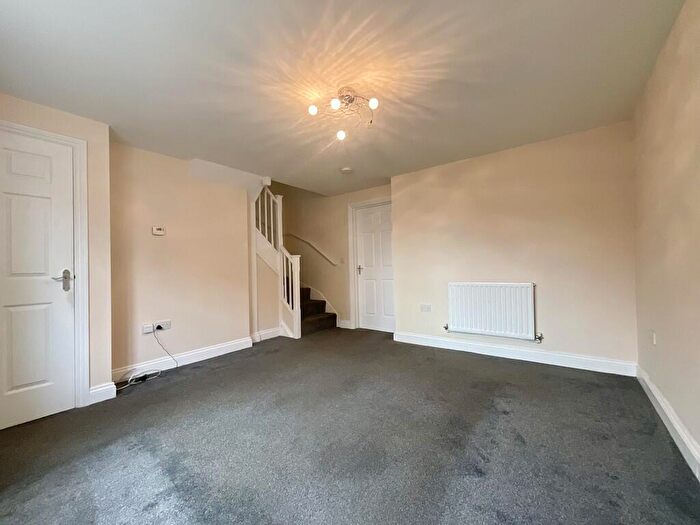 3 Bedroom Semi-Detached House To Rent In Deansleigh, Lincoln, LN1