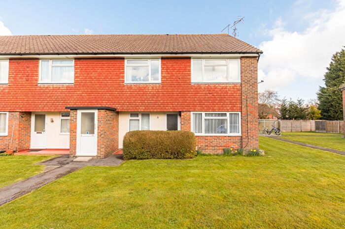 2 Bedroom Flat To Rent In London Road, Crawley, RH10