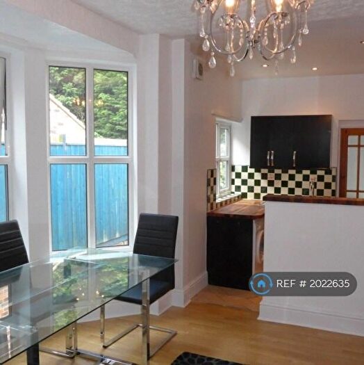 3 Bedroom Terraced House To Rent In Kings Bench Street, Hull, HU3