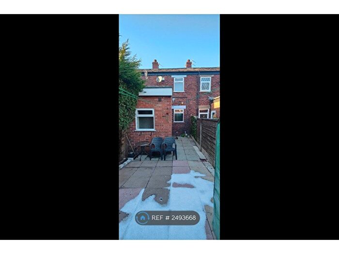 2 Bedroom Terraced House To Rent In Vernon Street, Macclesfield, SK10