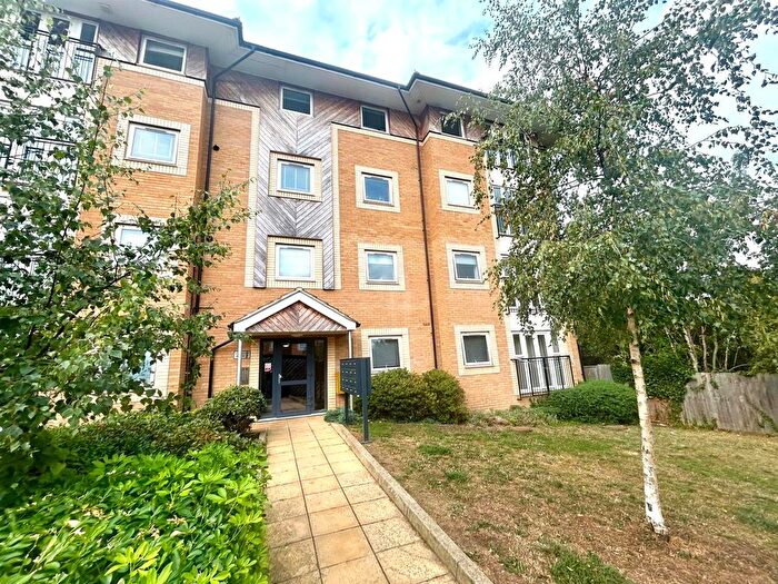 1 Bedroom Flat To Rent In Riverwood Court, Stafford Avenue, Hornchurch, RM11