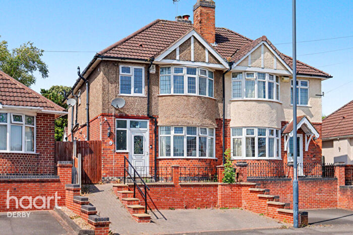4 Bedroom Semi Detached House For Sale In Willson Road, Littleover, DE23