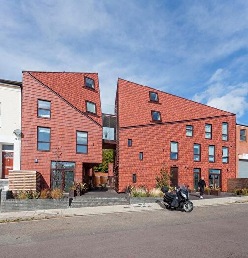 3 Bedroom Detached House To Rent In Beadnell Road, Forest Hill, London, SE23