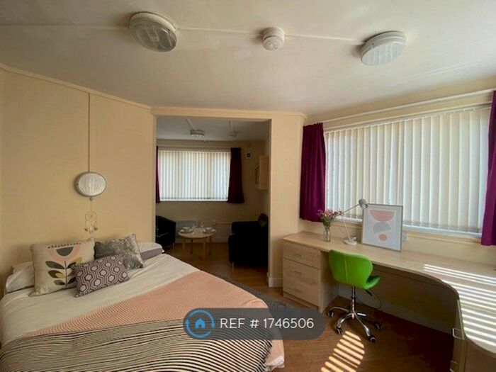 Studio To Rent In Deiniol Road, Bangor, LL57