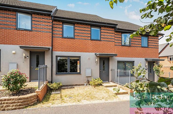 3 Bedroom Terraced House For Sale In Amber Rise, Exeter, EX1