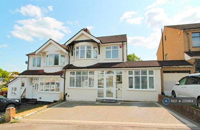 4 Bedroom Semi-Detached House To Rent In Harrow Road, Carshalton, SM5