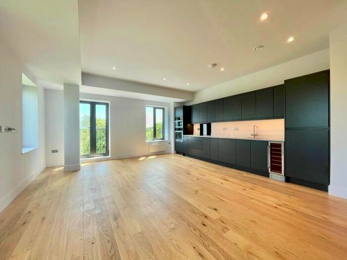 2 Bedroom Flat To Rent In Southfield, Station Parade, Harrogate, HG1