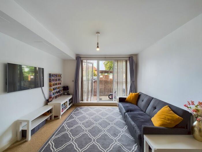 2 Bedroom Flat For Sale In Champion House, Charlton, SE7