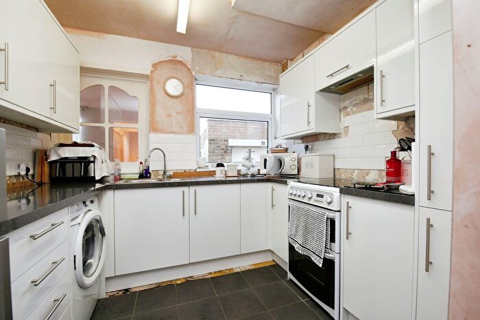 3 Bedroom Semi-Detached House For Sale In Verner Close, Hartlepool, TS24