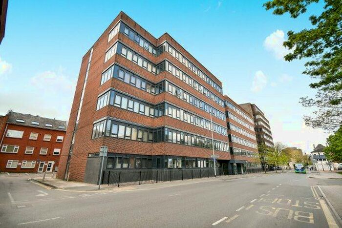 1 Bedroom Flat To Rent In Guild House, Swindon, SN1