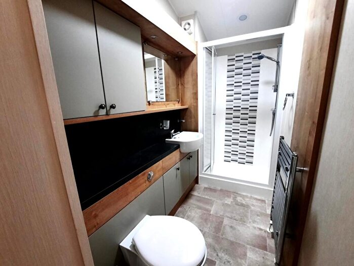 2 Bedroom Caravan For Sale In Woodleigh Caravan Park, Cheriton Bishop, Exeter, EX6