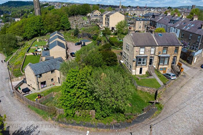 Land For Sale In Wakefield Gate, Halifax, West Yorkshire, HX3