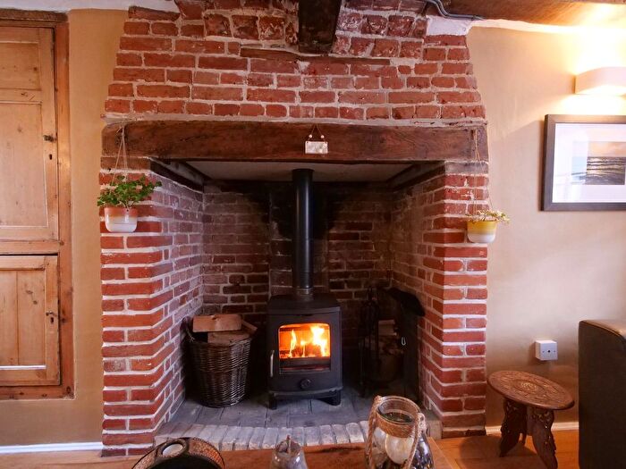 1 Bedroom End Of Terrace House For Sale In Double Street, Framlingham, Suffolk, IP13