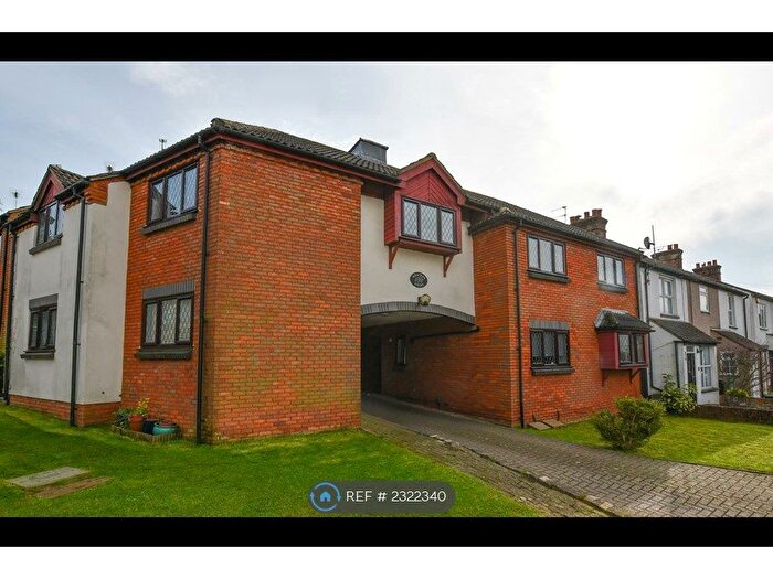 1 Bedroom Flat To Rent In St Annes Road, St Albans, AL2