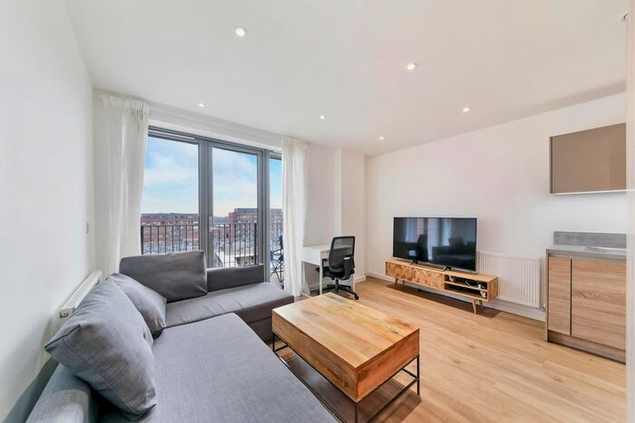 1 Bedroom Flat To Rent In Katie Court, Canning Town, London E16