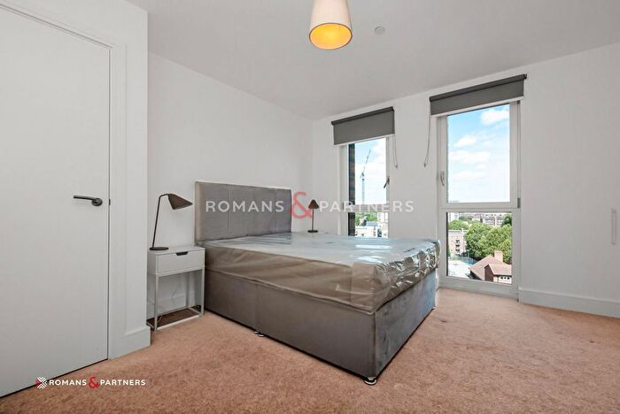 1 Bedroom Flat For Sale In Ivy Point, Bomley-By-Bow, E3