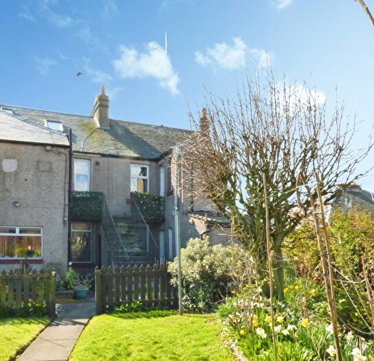2 Bedroom Maisonette For Sale In Dunfermline Road, Cowdenbeath, KY4