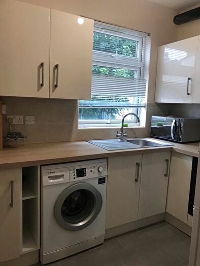 2 Bedroom Flat To Rent In Herga Road, Harrow, HA3