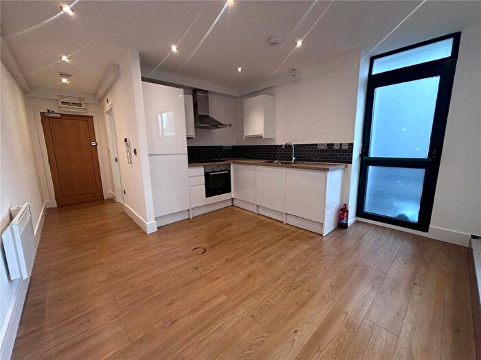 1 Bedroom Flat To Rent In Pudding Lane, Maidstone, ME14