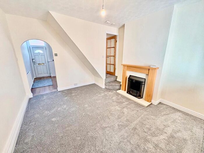 2 Bedroom House To Rent In Wallet Street, Netherfield, NG4