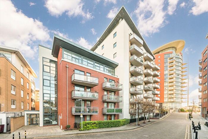 1 Bedroom Flat To Rent In Crews Street, London, E14